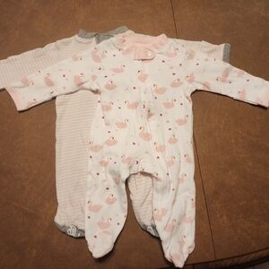 Burt's Bees Baby | #2 Bundle of 2 onesies | Newborn